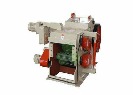 China Harte hölzerne Pulverizer-Maschine, Baumast-Zerkleinerungsmaschinen-Maschinen-Kompaktbauweise fournisseur